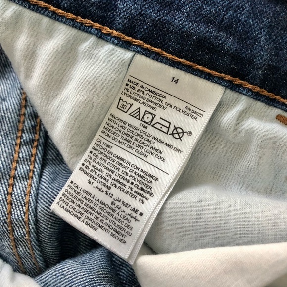 EUC Old Navy Denim Shorts (14) 🩳 - Picture 3 of 3